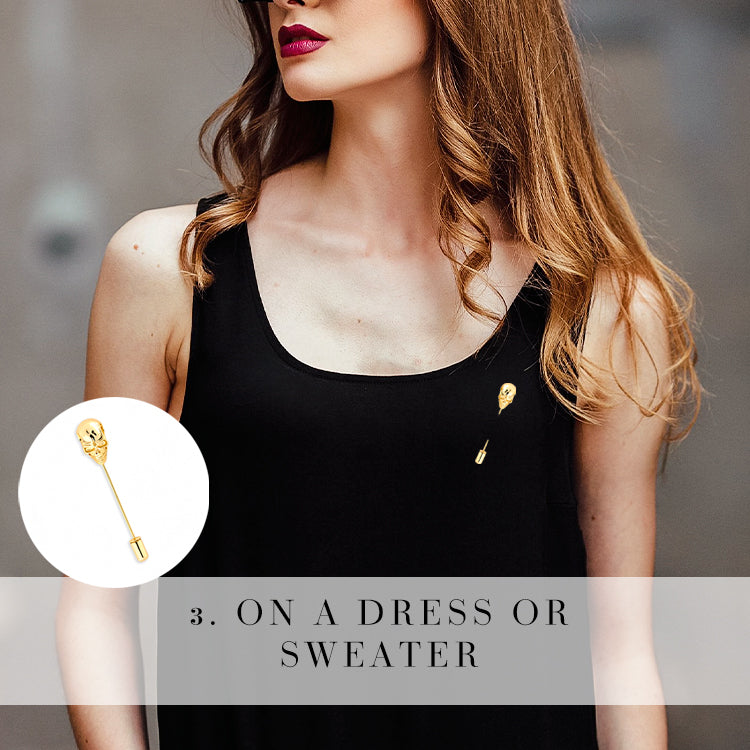 Model Wearing skull brooch