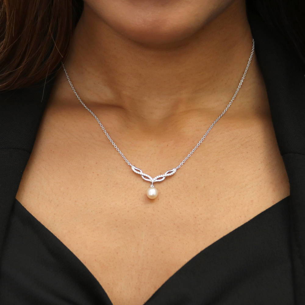 Infinity White Round Cultured Pearl Necklace in Sterling Silver