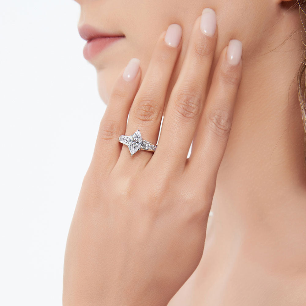 Solitaire 1.6ct Marquise CZ Ring Set in Sterling Silver