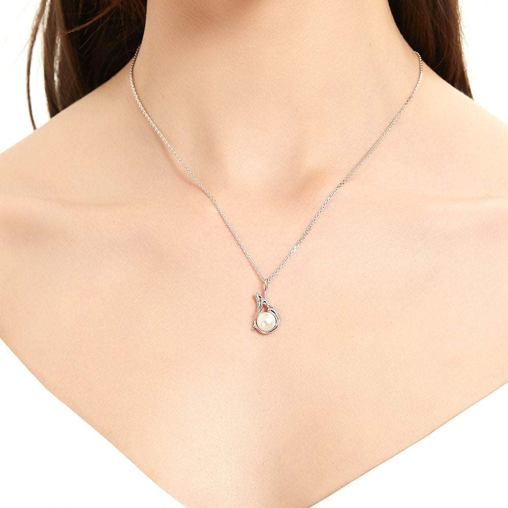 Mermaid White Button Cultured Pearl Necklace in Sterling Silver