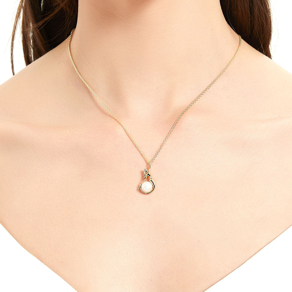 Mermaid White Button Cultured Pearl Necklace in Sterling Silver