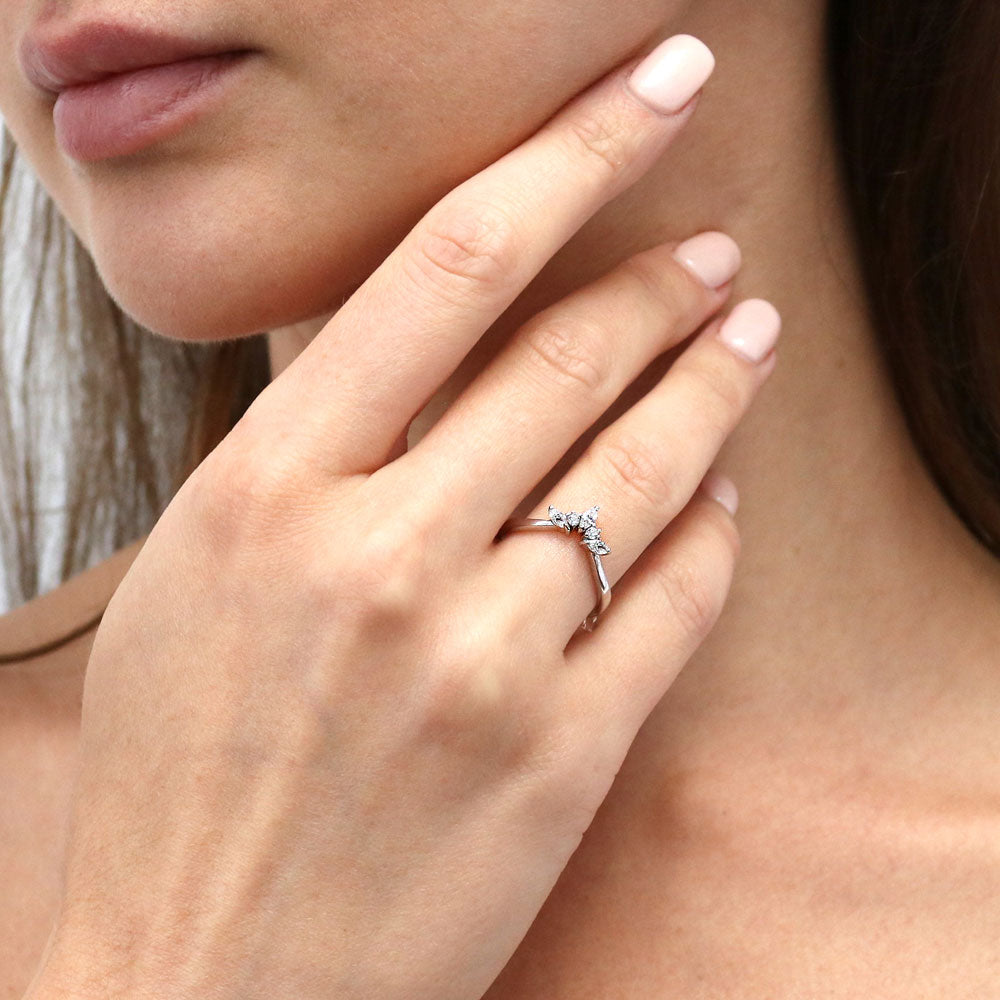 5-Stone Chevron CZ Curved Band in Sterling Silver