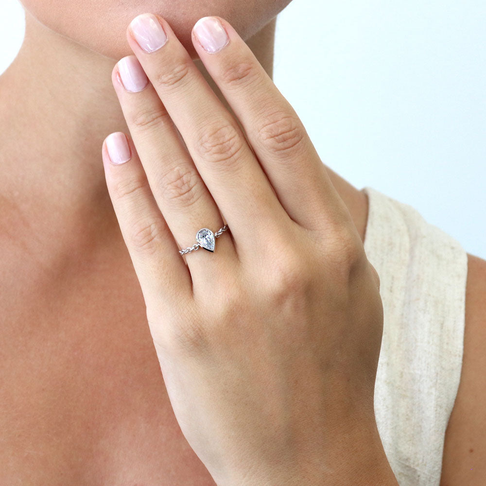 Solitaire Bezel Set Pear CZ Chain Ring in Sterling Silver 0.8ct