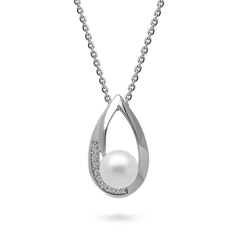 Solitaire White Button Cultured Pearl Necklace in Sterling Silver