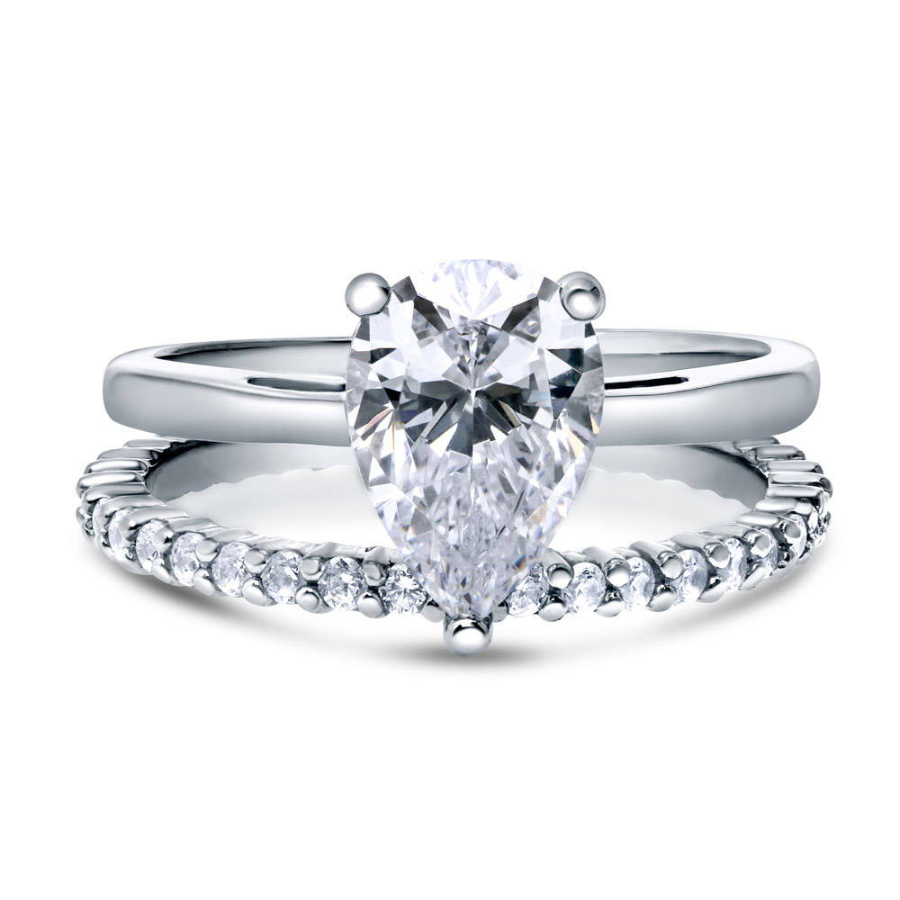 Solitaire 1.8ct Pear CZ Ring Set in Sterling Silver