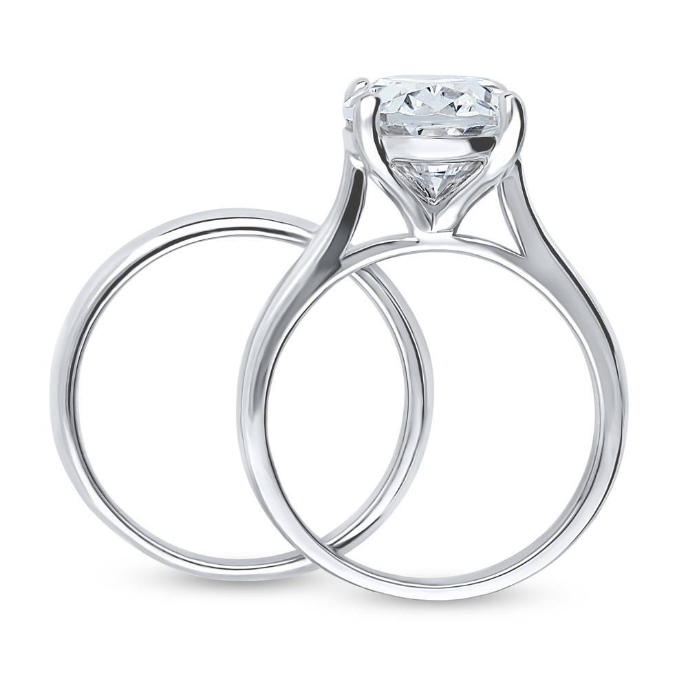 Solitaire 5.5ct Oval CZ Ring Set in Sterling Silver