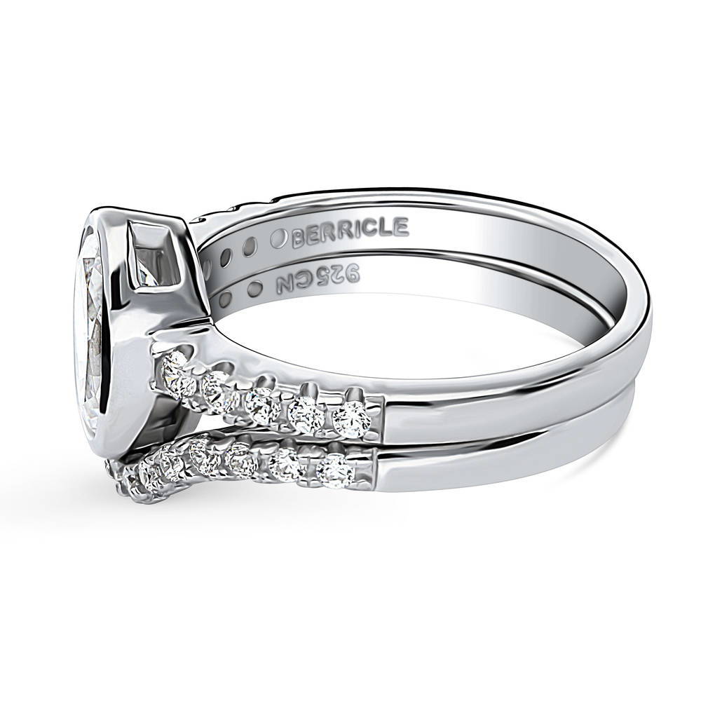 Solitaire 1.4ct Bezel Set Oval CZ Ring Set in Sterling Silver