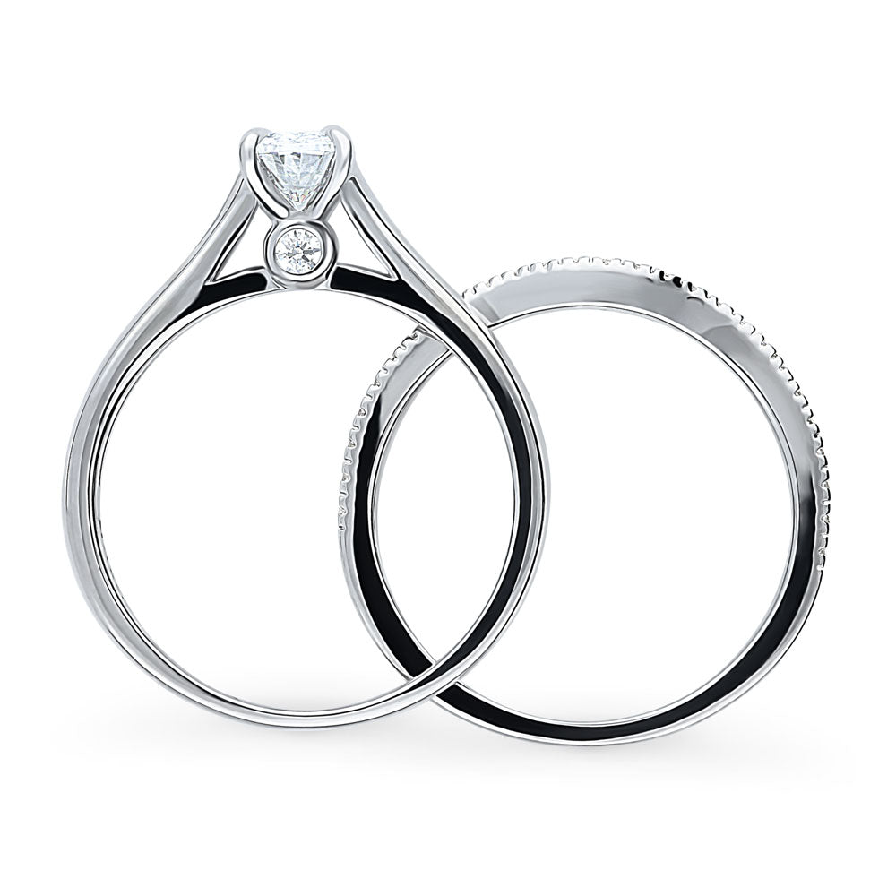 Solitaire 0.7ct Oval CZ Ring Set in Sterling Silver