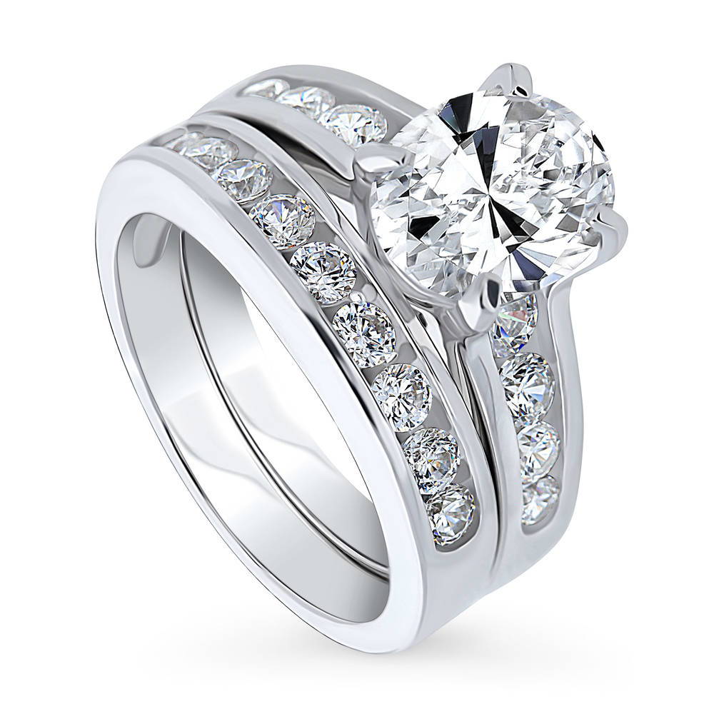 Front view of Solitaire 2.5ct Oval CZ Ring Set in Sterling Silver, 4 of 16