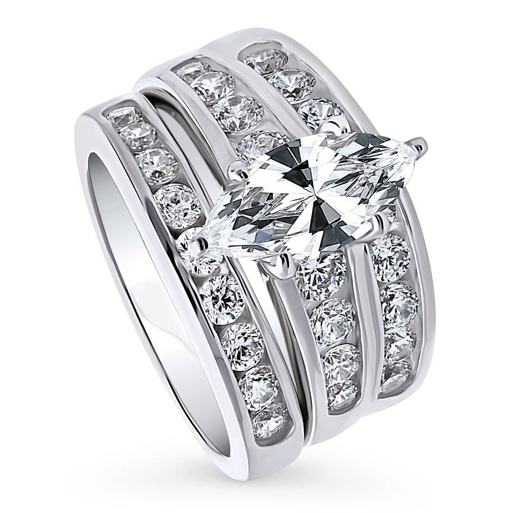 Solitaire 1.6ct Marquise CZ Statement Ring Set in Sterling Silver