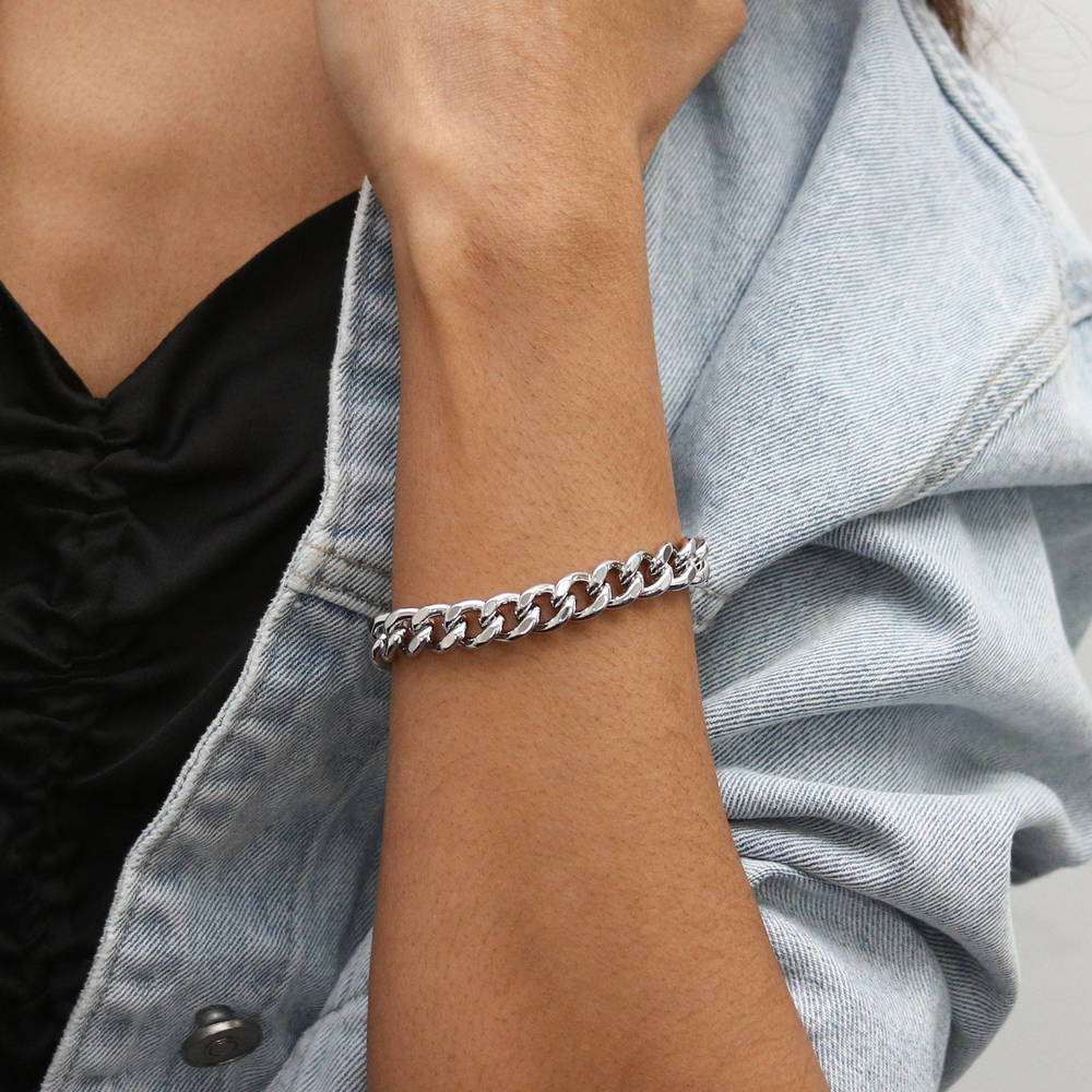 Model wearing Curb Necklace and Chain Bracelet, 2-Piece, Silver-Tone