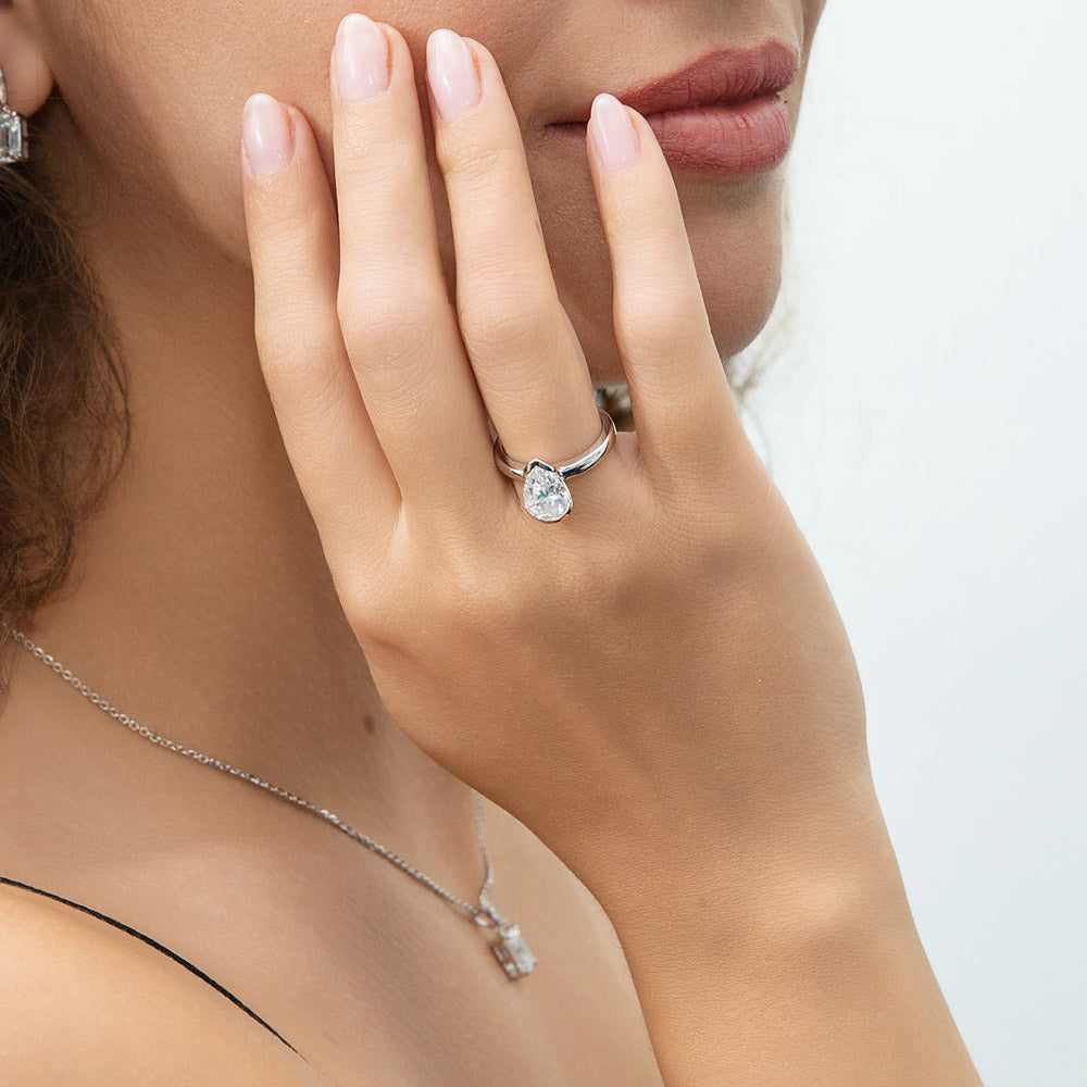 Solitaire 1.8ct Bezel Pear CZ Ring Set in Sterling Silver