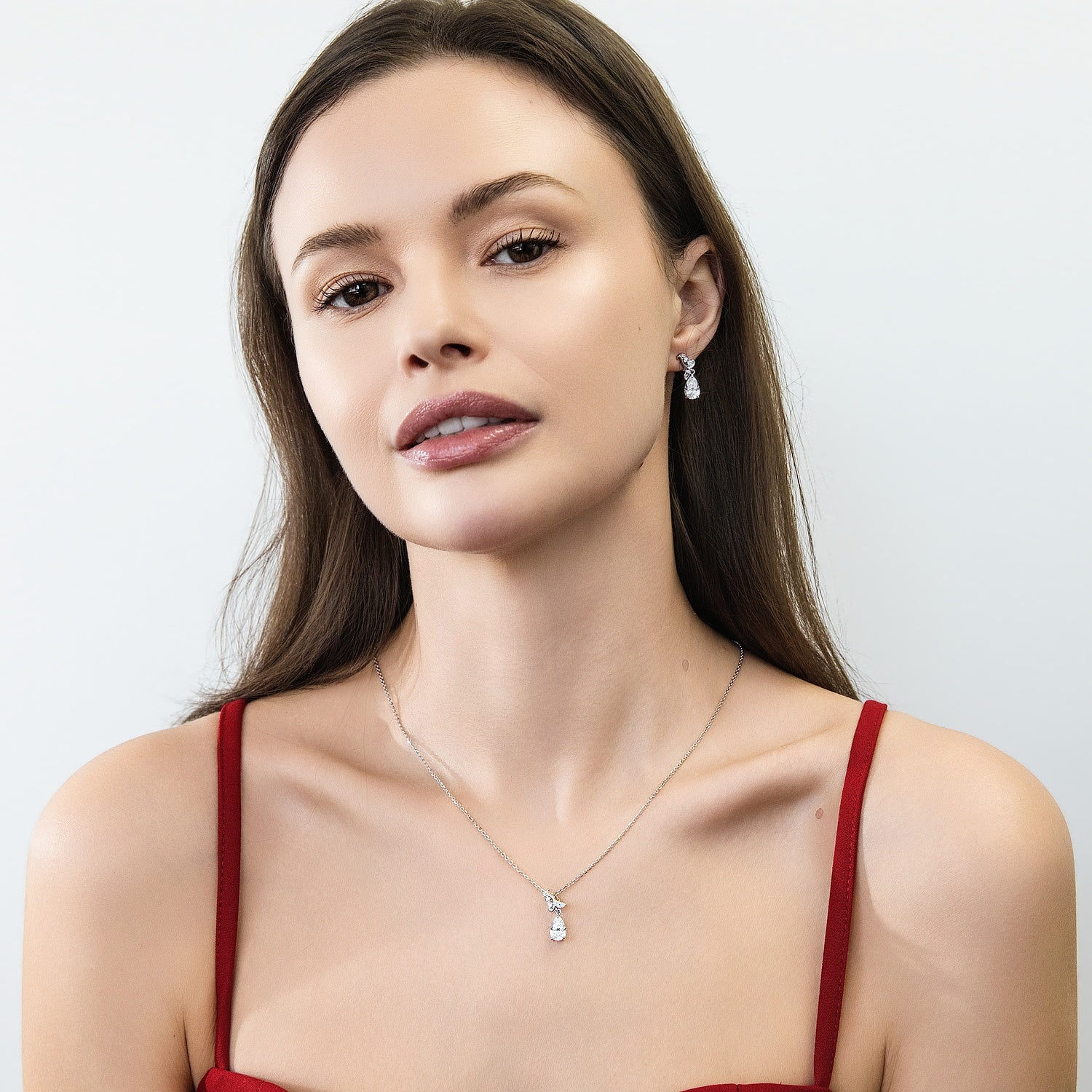 Model Wearing Filigree Dangle Earrings Style E1901-01, Filigree Necklace Style N1735-01