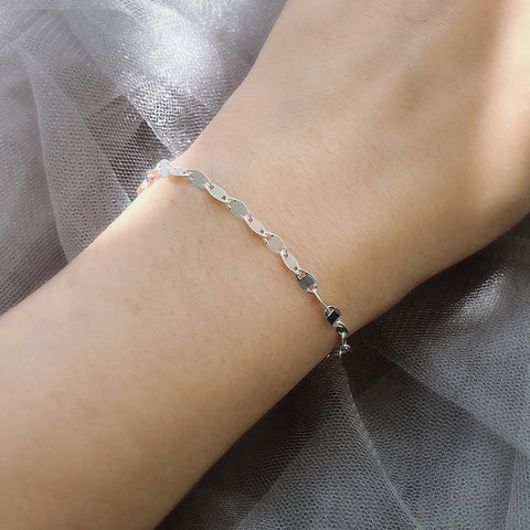 Model Wearing Link Bracelet