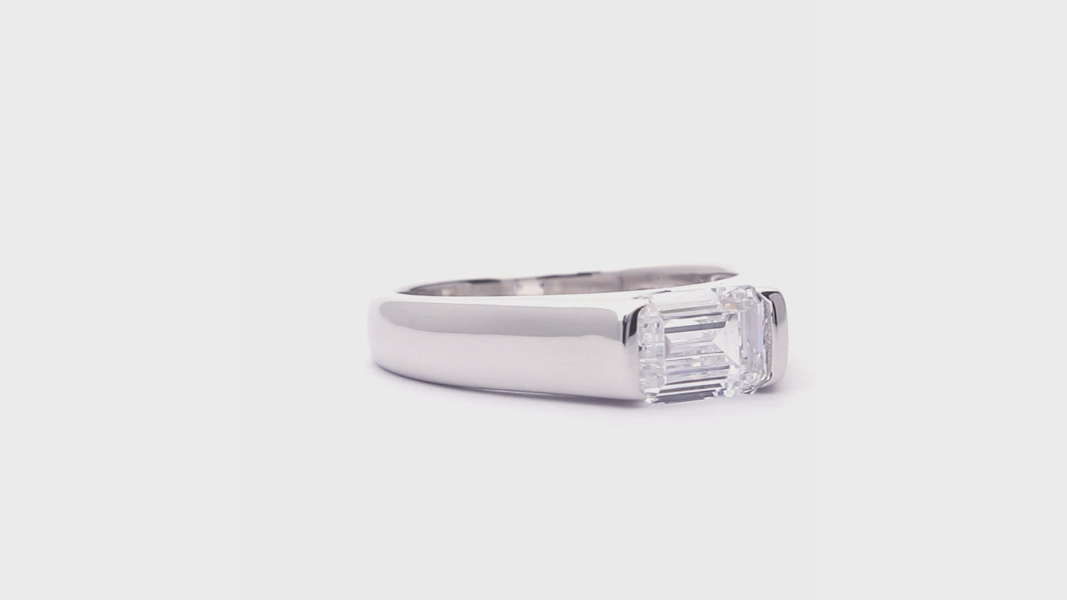 East-West Solitaire 1ct Bezel CZ Ring in Sterling Silver, 3 of 12