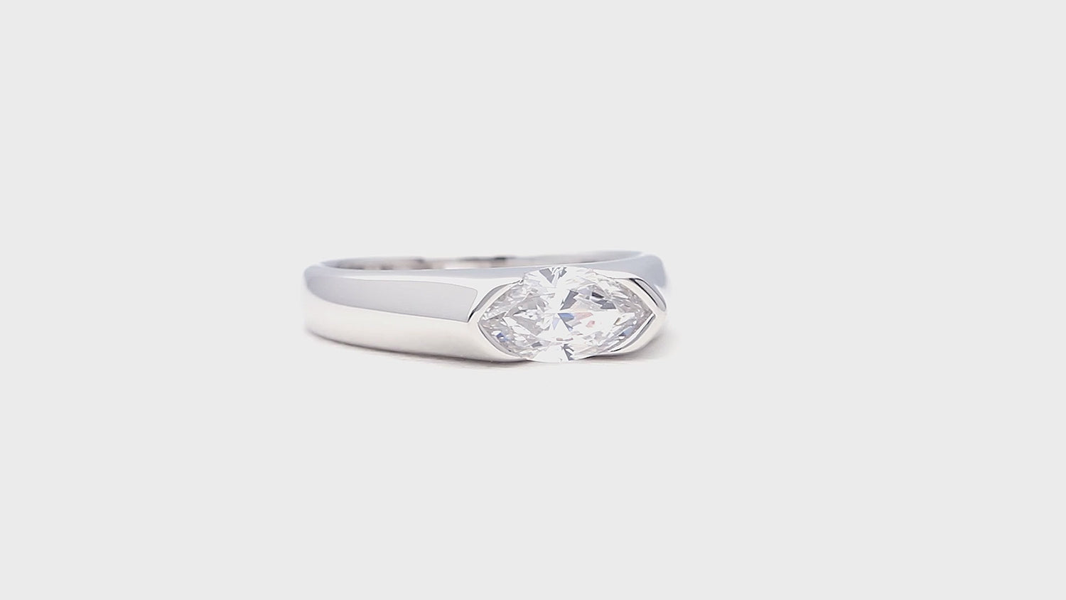 East-West Solitaire 1ct Bezel CZ Ring in Sterling Silver, 4 of 10