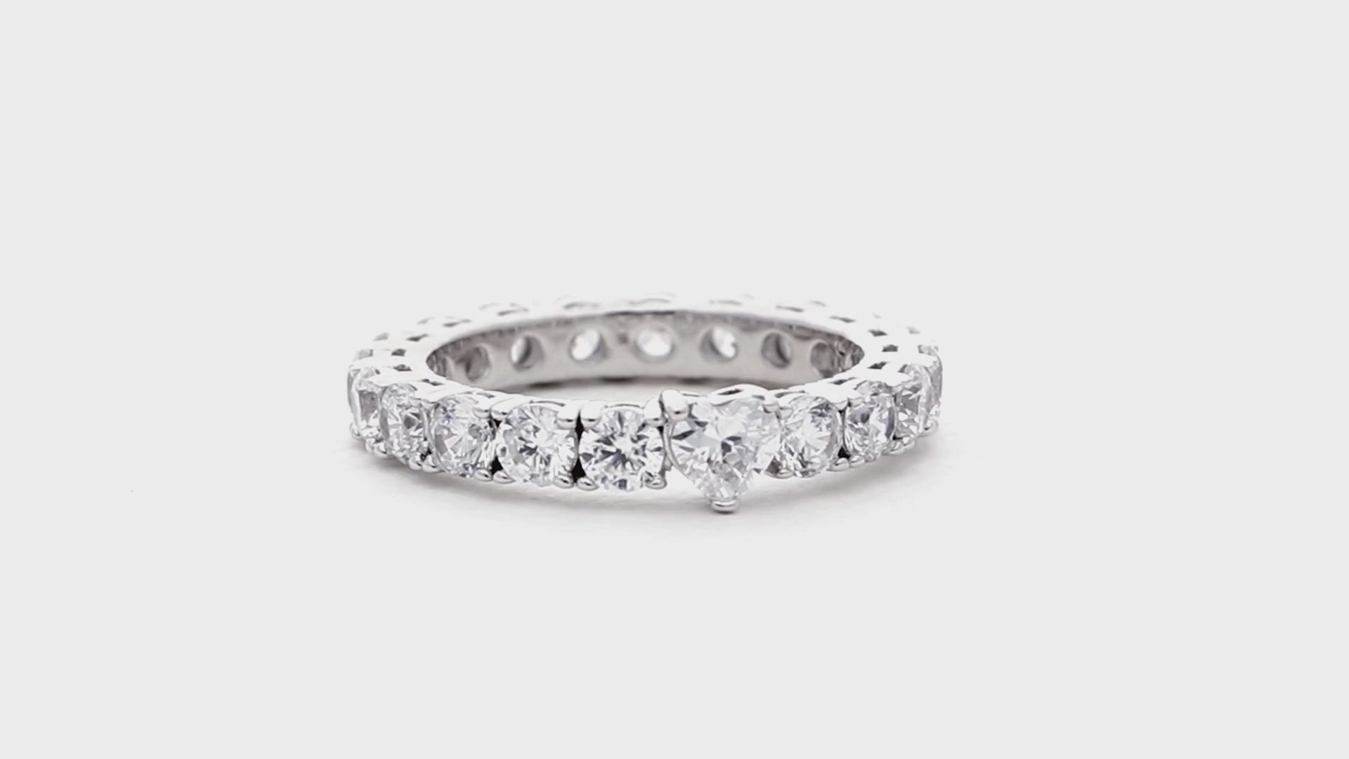 Solitaire with Side Stones Ring