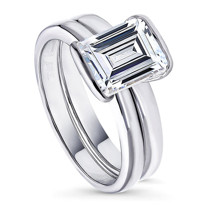 Solitaire 2.6ct Bezel Emerald Cut CZ Ring Set in Sterling Silver