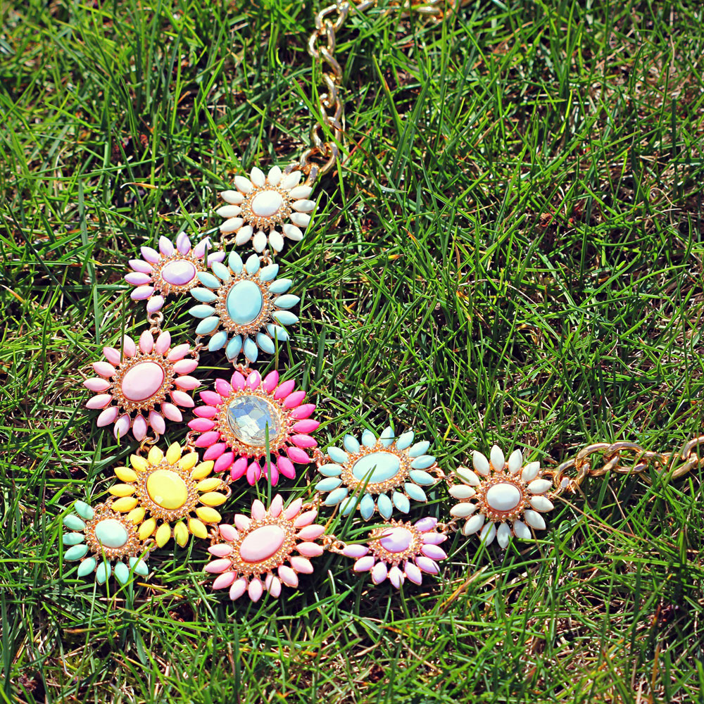 Flatlay view of Lookbook FL0027, 1 of 1