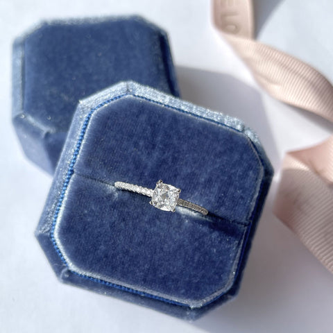 Image Contain: Solitaire with Side Stones Ring