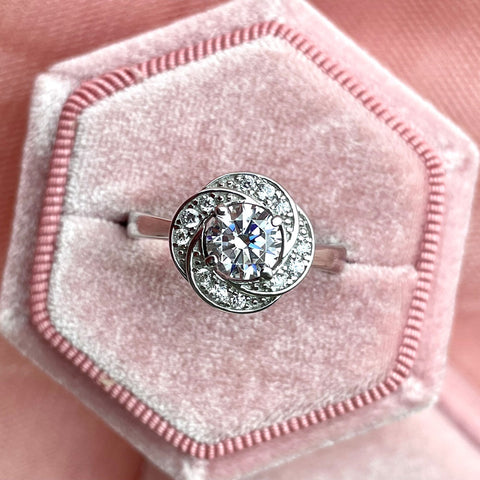 Image Contain: Flower Ring