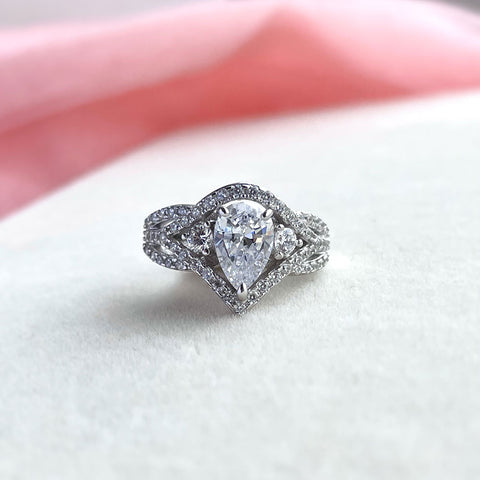 Image Contain: Woven Ring