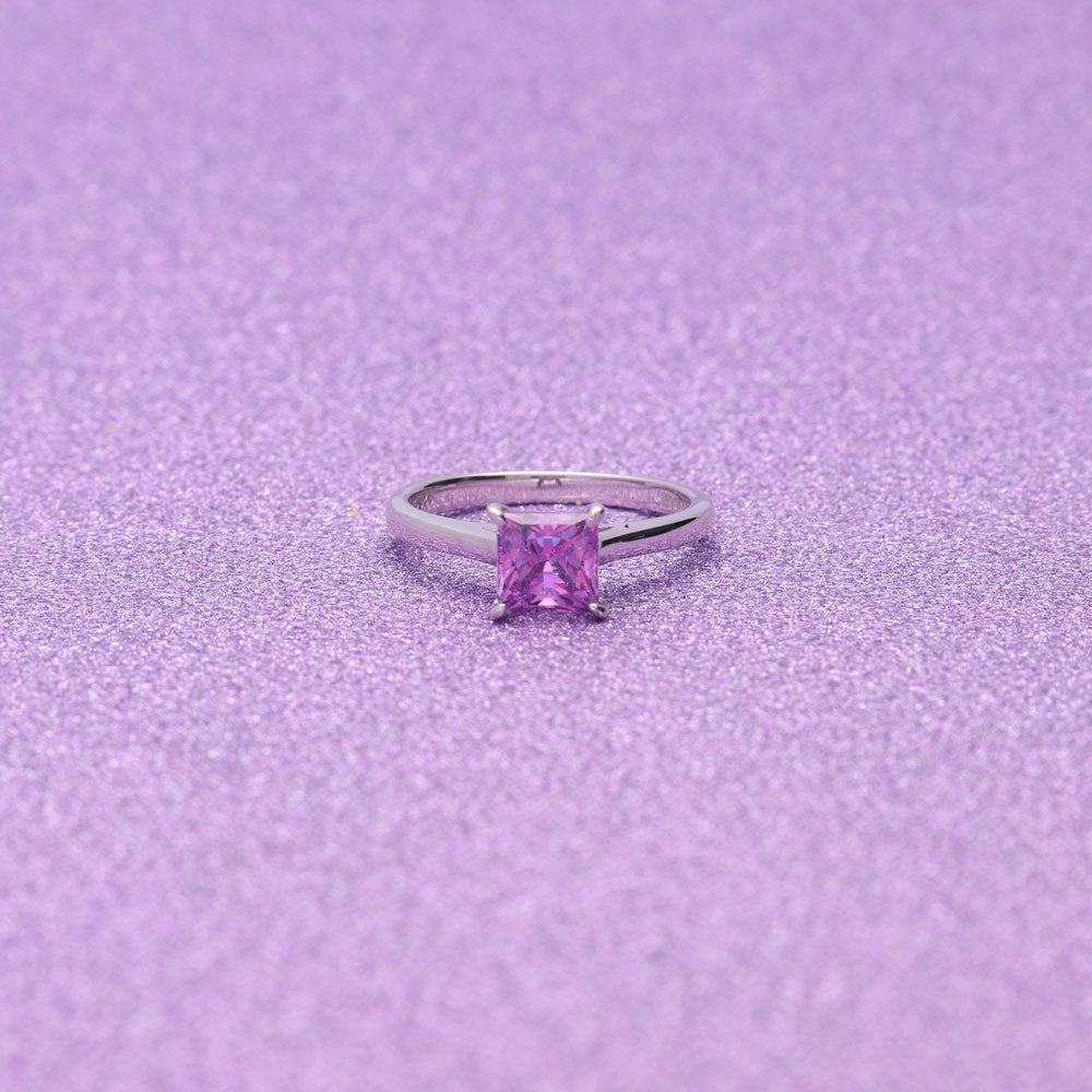 Image Contain: Solitaire Ring