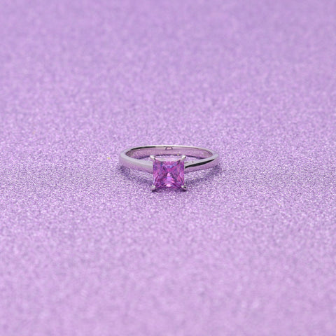 Image Contain: Solitaire Ring