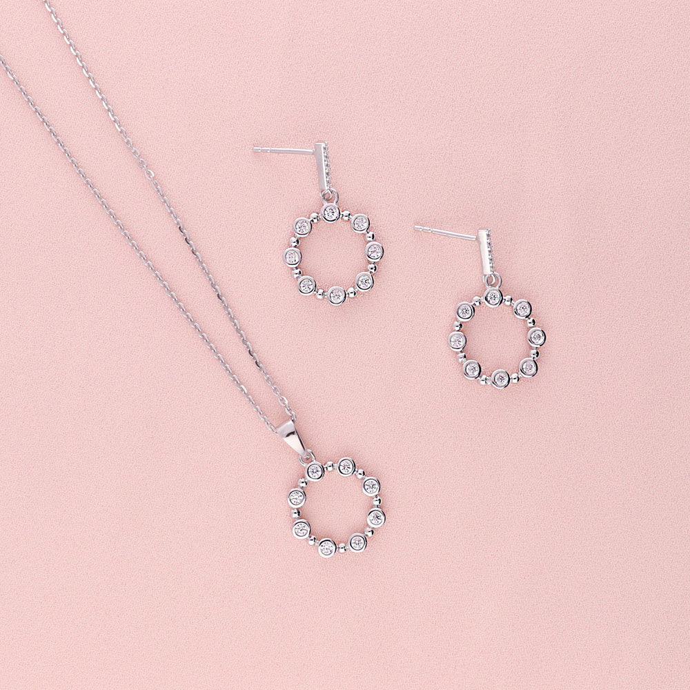 Flatlay view of Lookbook FL2532, 1 of 1