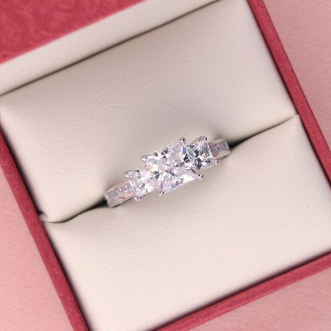Image Contain: 3-Stone Ring