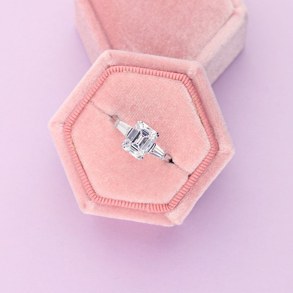Image Contain: 3-Stone Ring