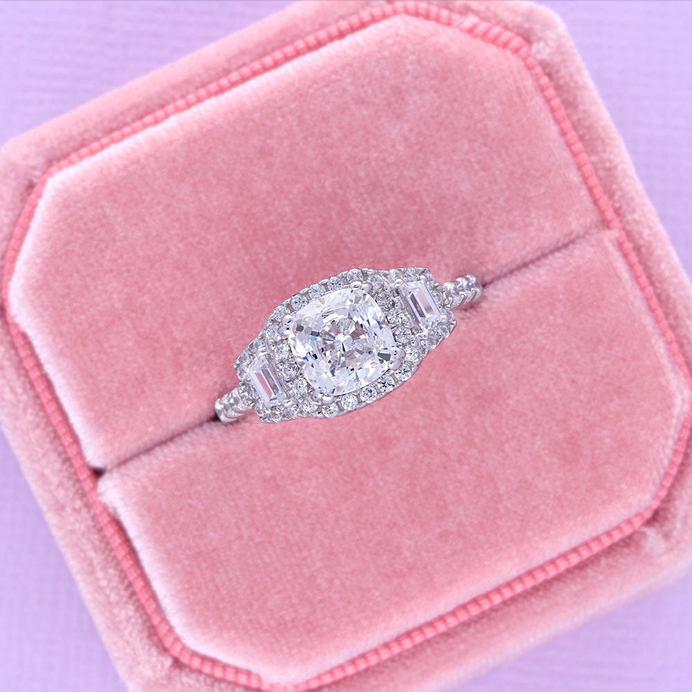 Image Contain: 3-Stone Ring