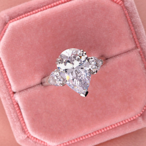 Image Contain: 3-Stone Ring