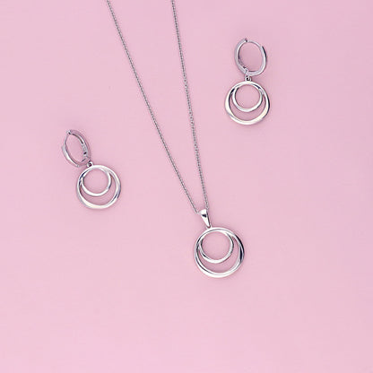 Open Circle Pendant Necklace in Sterling Silver