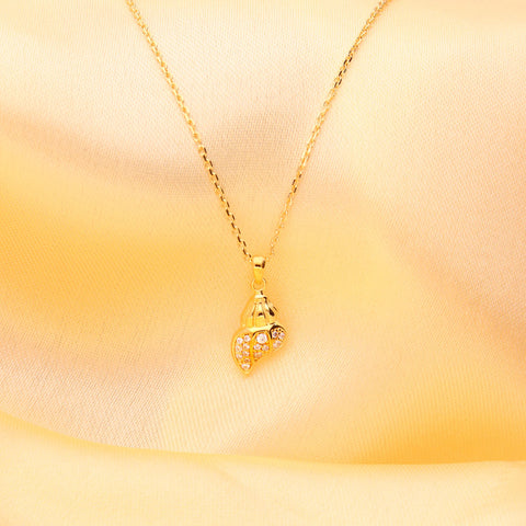 Image Contain: Seashell Pendant Necklace