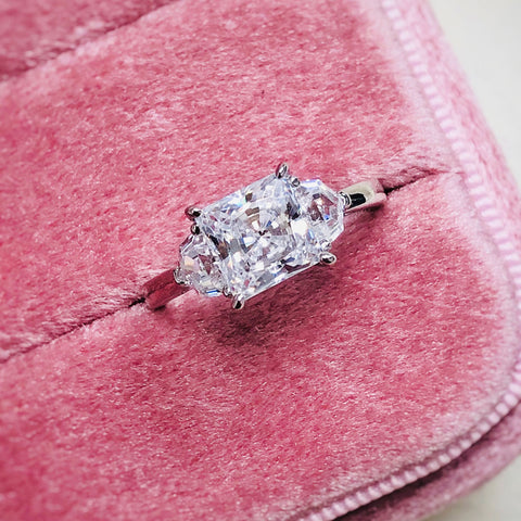 Image Contain: 3-Stone Ring