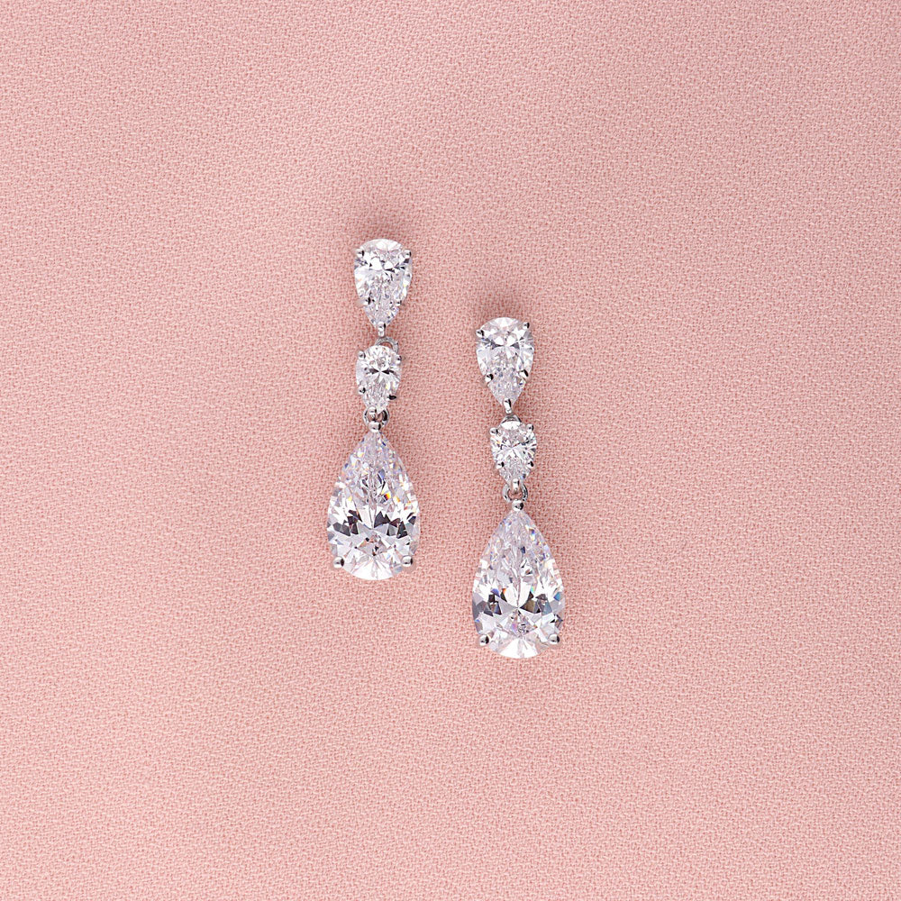 Image Contain: 3-Stone Dangle Earrings