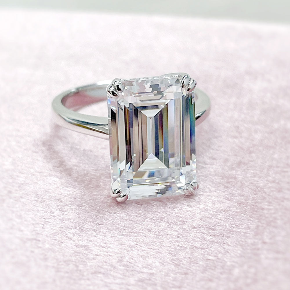 Image Contain: Solitaire Ring