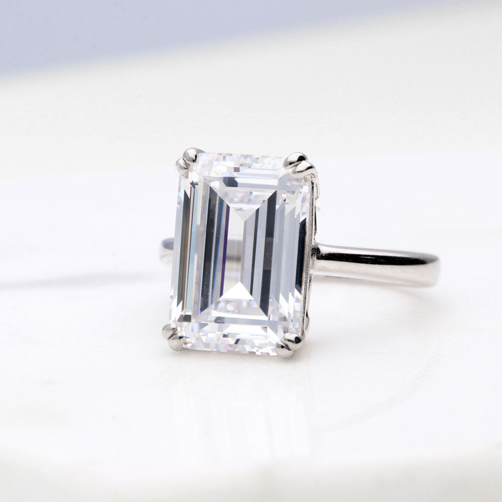 Image Contain: Solitaire Ring