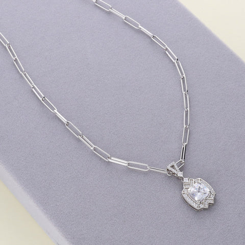 Image Contain: Paperclip Chain Necklace