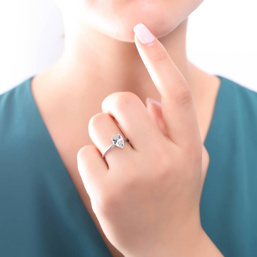 Solitaire 1.8ct Pear CZ Ring Set in Sterling Silver