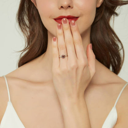 Model Wearing Solitaire Ring Style R1532-02
