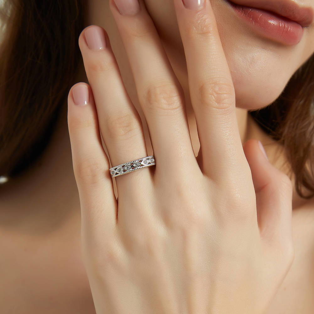 Model Wearing Woven Band Ring Style R1664-01