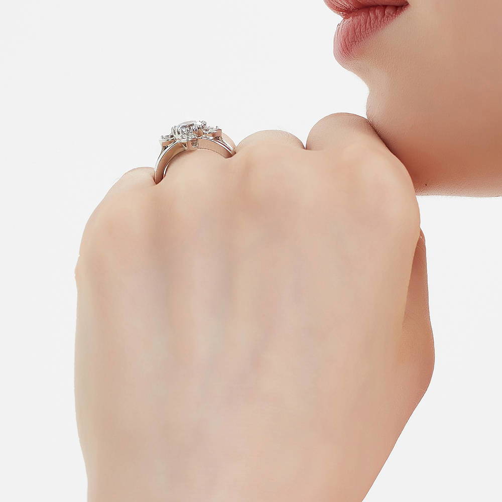 Flower CZ Ring in Sterling Silver
