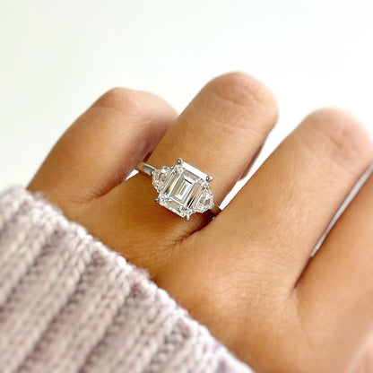 3-Stone Ring Style R1816-01