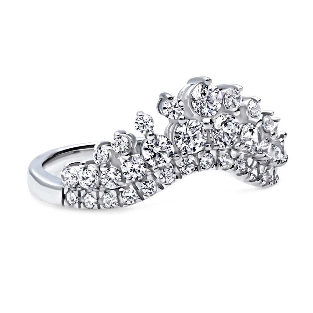 Wishbone Chevron Crown Graduated CZ Band in Sterling Silver