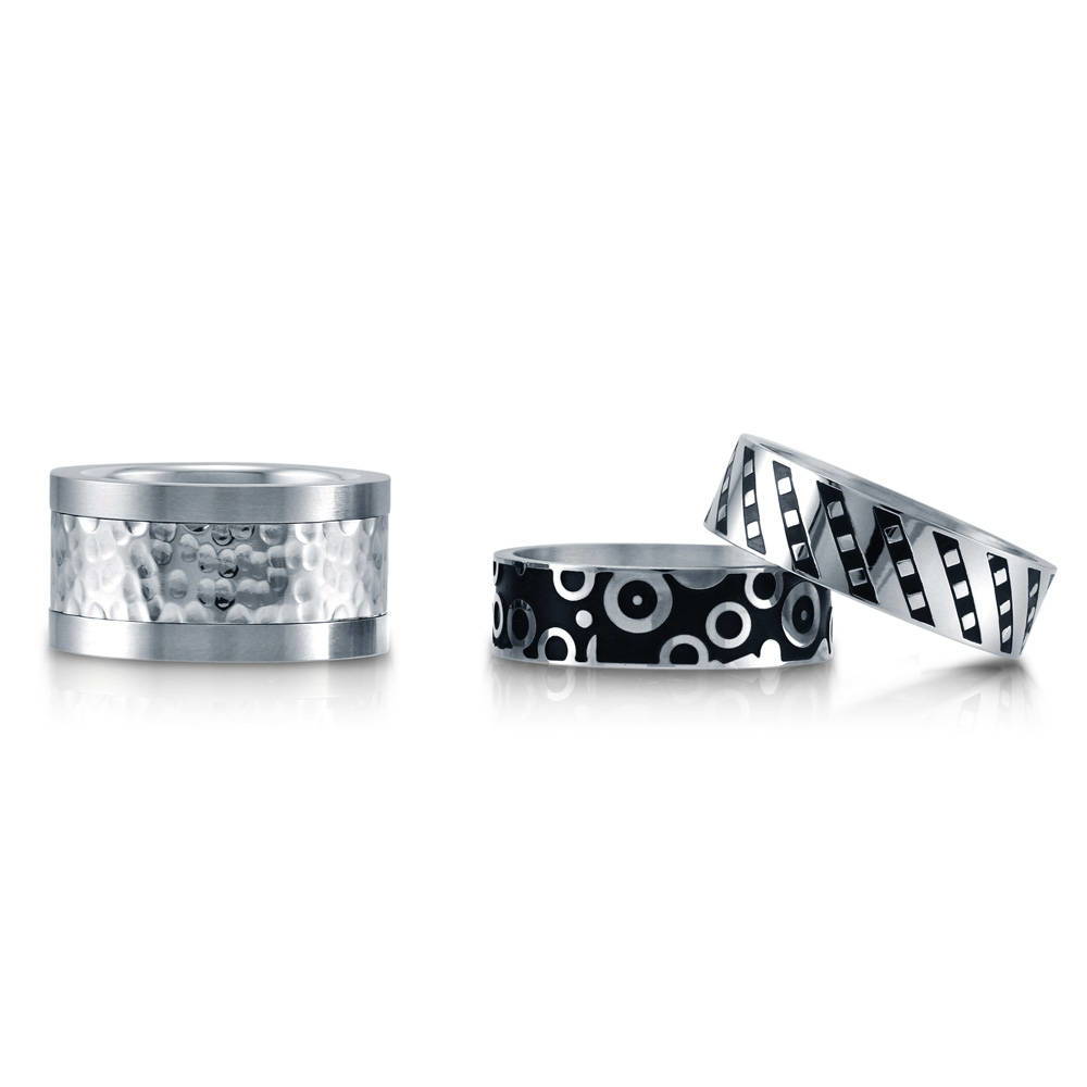 Hammered Band in Stainless Steel