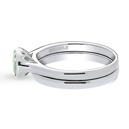 Solitaire 0.8ct Green Bezel CZ Ring Set in Sterling Silver